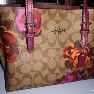 Coach Mollie Tote 25 In Signature Canvas With Jumbo Floral Print